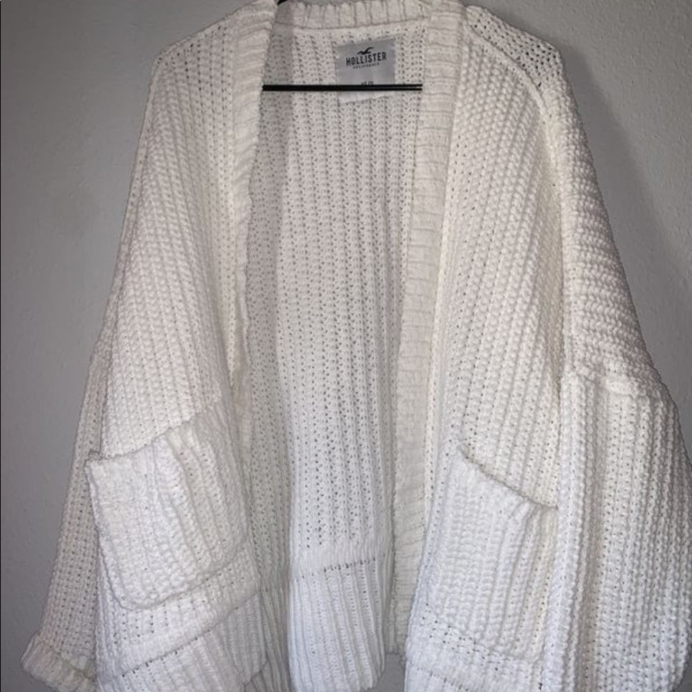 Hollister knit cardigan